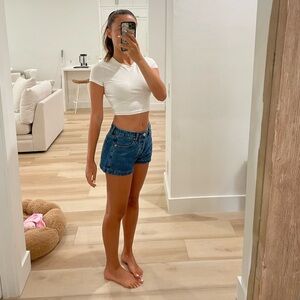 Aritzia TNA White T-Shirt